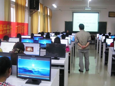 練車(chē)時(shí)什么態(tài)度，考試時(shí)什么運(yùn)氣！